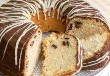 Ciambellone philadelphia e cioccolato, basta un assaggio per innamorarsene Ciambellone philadelphia e cioccolato