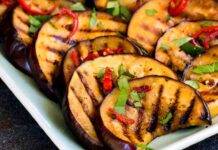 Melanzane marinate grigliate pronte in 15 minuti: leggere e gustosissime! Melanzane marinate grigliate pronte in 15 minuti: leggere e gustosissime!