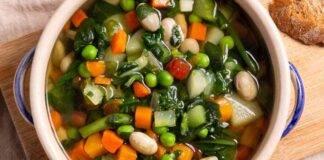 Voglia di minestrone: anche questo è un piatto da chef, come lo fa di Bruno Barbieri. Foto di Ricetta Sprint