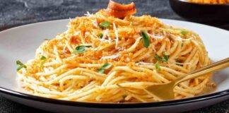 Spaghetti aglio, olio e alici: e cosa desiderare di più?