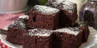 Torta al cacao leggerissima: ideale se sei a dieta!