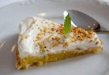 Tortina lampo al formaggio, il dessert geniale da leccarsi i baffi Tortina lampo al formaggio