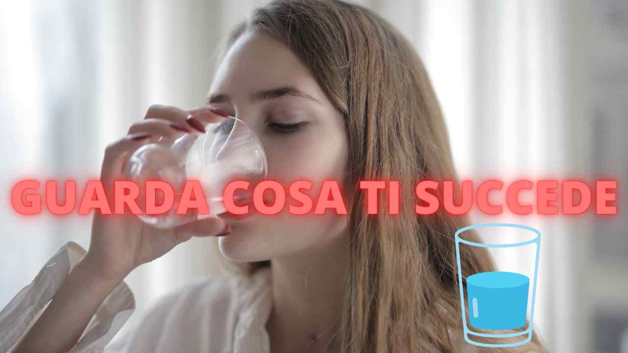 Bere acqua tutte le mattine, gli effetti sul nostro corpo