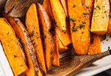 Zucca saporita al forno croccante fuori e morbida dentro, una vera bontà rustica