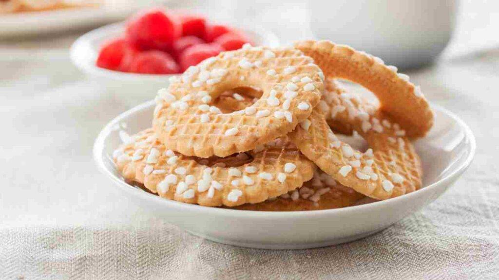 Biscotti della nonna non possono mancare a colazione, li preparai in 7 minuti!