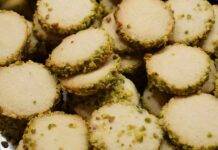 Biscotti farciti al pistacchio