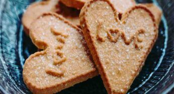 Biscottini frullati zuccherini, li prepari senza sporcarti le mani e in soli 5 minuti