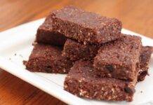 Brownies vegan alla frutta secca