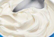 Crema al mascarpone soffice come una nuvola: e il Natale ha tutto un altro sapore!
