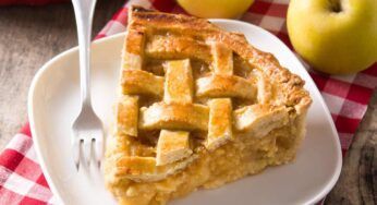 Crostata di mele friabile che si scioglie in bocca: il successo è garantito!