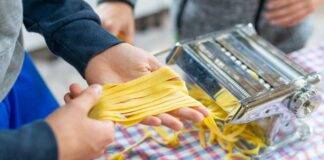 Fettuccine fatte in casa che non scuociono, assorbono ma non si incollano