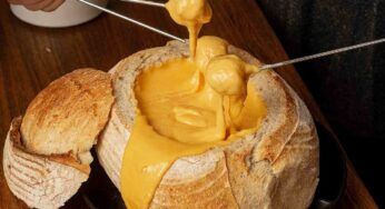 Fonduta alla senape, prepariamo l’antipasto perfetto da condividere con gli amici