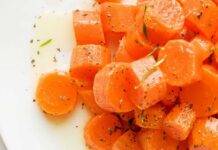 Insalata di carote leggerissima, buona con tutto! Ideale se sei a dieta Insalata di carote leggerissima, buona con tutto! Ideale se sei a dieta