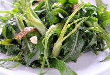 Insalata di quello che e rimasto nel frigo: finocchi, puntarelle e una bella alicetta Insalata di quello che e rimasto nel frigo: finocchi, puntarelle e una bella alicetta
