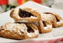 Nascondini con marmellata: il dessert che si prepara senza impasto, che furbata! Nascondini con marmellata il dessert che si prepara senza impasto, che furbata!