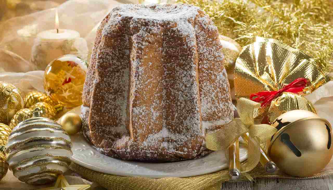 Pandoro fatto in casa, la ricetta di Benedetta Rossi: fantastica!