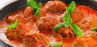 Polpette al sugo e sugo per la pasta di polpette: decidete voi! Posso dirvi che è buonissimo