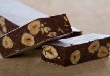 Torrone fatto in casa alle nocciole, non lo comprare quest'anno!