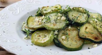 Padellata di zucchine light: pronte in 10 minuti