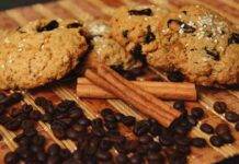 Biscotti light al mix di sapori, così buoni e friabili che te ne innamori Biscotti leggeri al mix di sapori