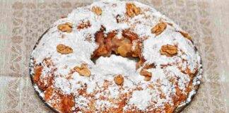 Ciambellone amaretti e noci per una colazione alternativa, sarà un successo