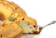 Ciambellone di pane e uvetta il classico dolce antispreco, così lo preparava mia nonna