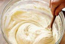 Crema al cioccolato bianco: ideale per farcire, ma buonissima anche al cucchiaio Crema al cioccolato bianco: ideale per farcire, ma buonissima anche al cucchiaio