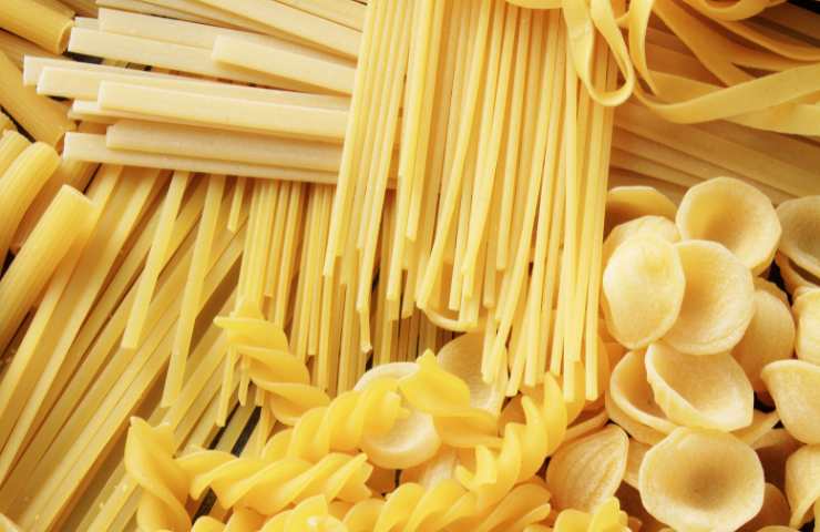 Degli spaghetti ed altri tipi di pasta