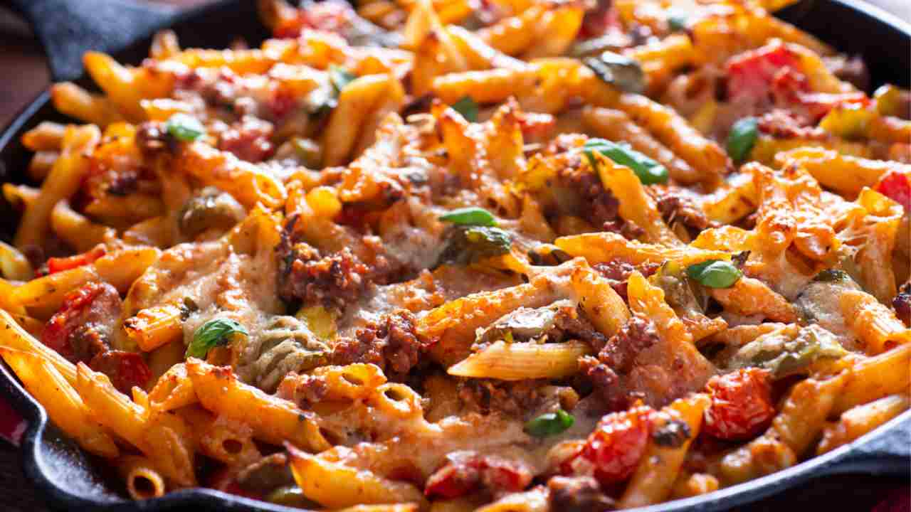 Pasta con le melanzane a funghetto e pancetta nulla di più genuino, gustoso, da leccarsi i baffi
