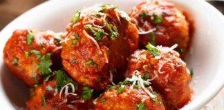 Polpette di pesce al sugo: non le avete mai mangiate di così buone!