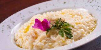 Risotto arancia e spumante ecco come preparare a casa in poco tempo un piatto sublime da vero chef