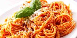 Spaghetti all'assassina: la ricetta riciclo che non ti deluderà mai