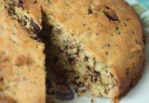 Torta al bicchiere con gocce di cioccolato