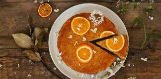 Torta di riso con cocco e arancia