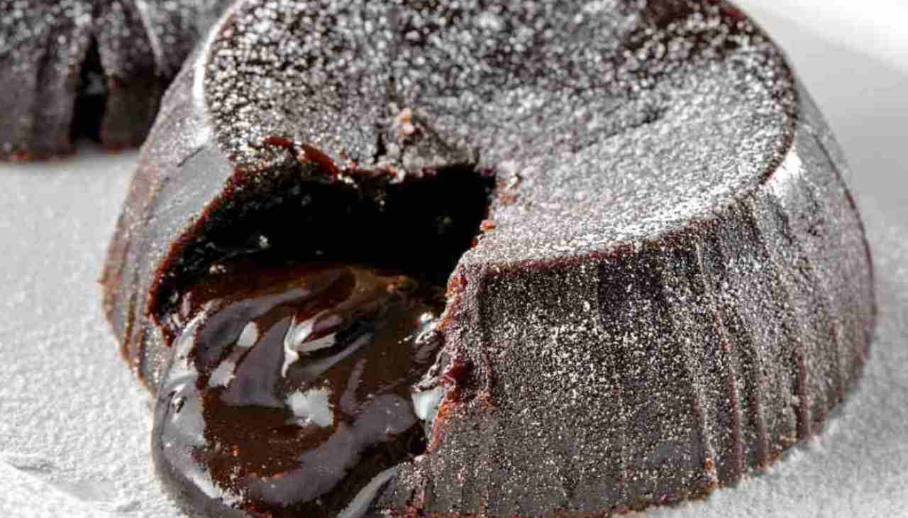 Come fare il più buon tortino al cioccolato del 2023: la ricetta da guinness!