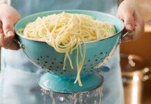 Come sostituire lo scolapasta? Niente paura, se hai una emergenza fai così come sostituire lo scolapasta metodi trucchi cucina