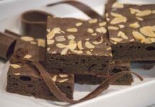 Brownies zero calorie con mandorle e cioccolato