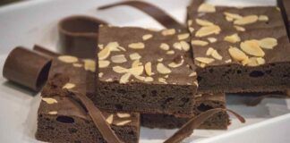 Brownies zero calorie con mandorle e cioccolato