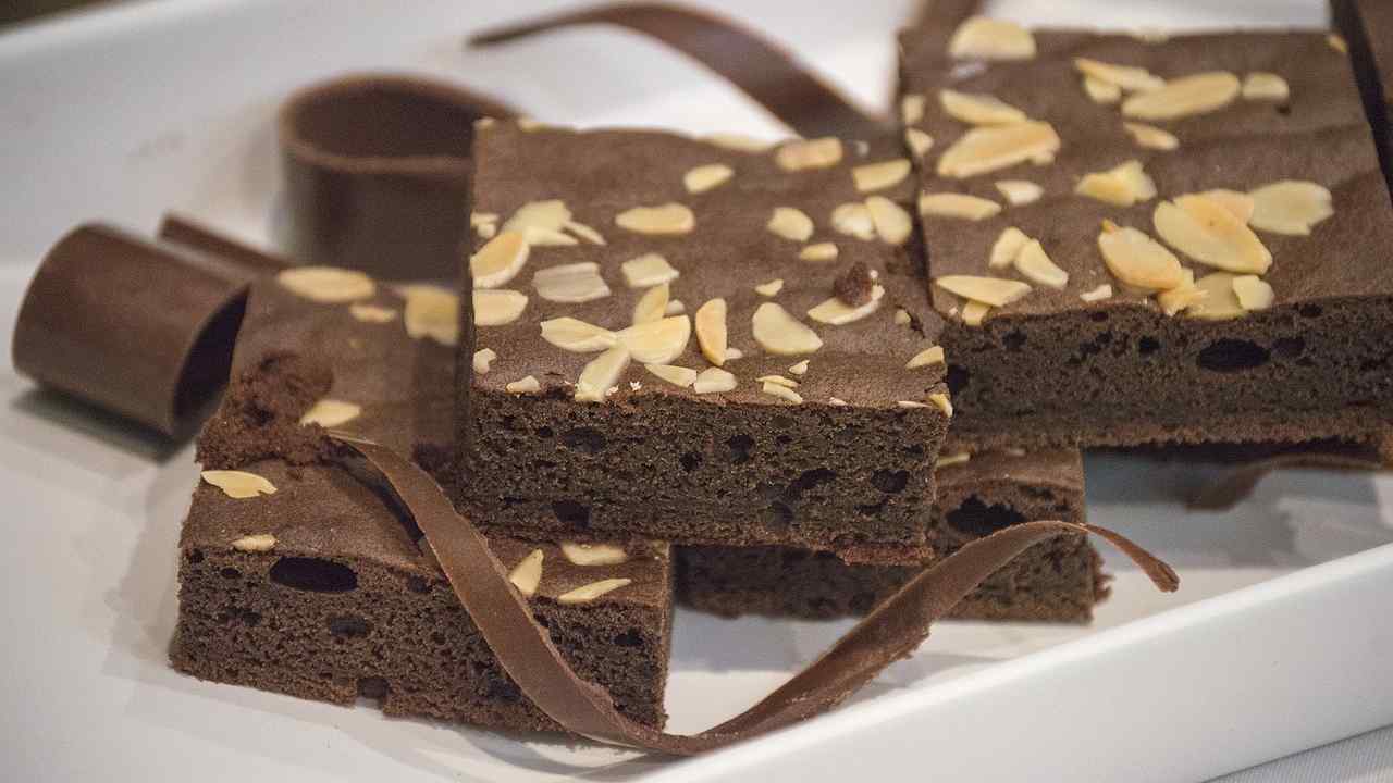 Brownies zero calorie con mandorle e cioccolato