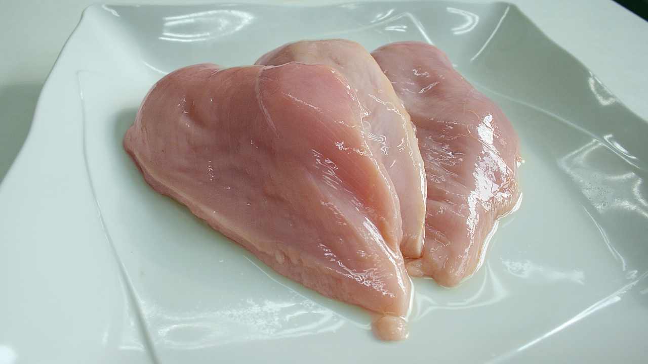 perché Non lavare la carne di pollo rischi sicurezza