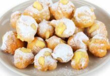 Bombette di carnevale con tanta crema pasticcera: approfitta a farle oggi che è domenica!