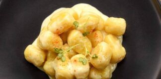 Zafferano e robiola per arricchire gli gnocchi: uscirà fuori un piatto da urlo!