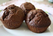 Muffin di miglio e cacao, fidatevi la colazione non è mai stata così leggera ma gustosa uffin di miglio e cacao