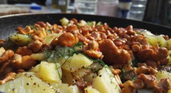 Patate in padella con funghi misti e spezie, un contorno favoloso buono da leccarsi i baffi