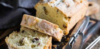 Plumcake all'uvetta ho aggiunto un po' di rum, credimi è finito subito!