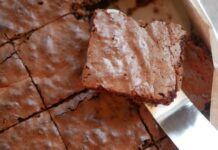 Torta dietetica al cioccolato: per tutte le volte che volete fare un strappo alla regola!