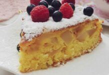 Torta morbida alla margarina e pere