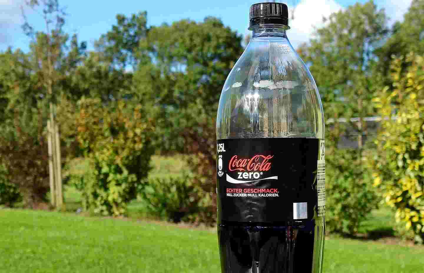 Una bottiglia di Coca Zero