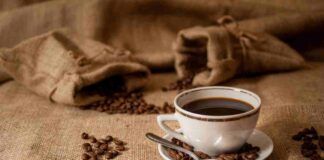 il caffè abbassa la pressione fa bene quanto berne