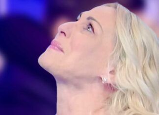 Antonella Clerici dolore - RicettaSprint